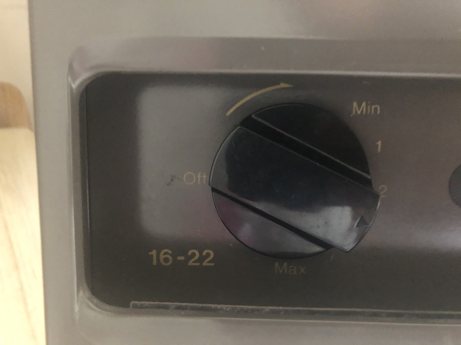 Broken dial that should adjust output from 16kW to 22kW - evidence of aging system